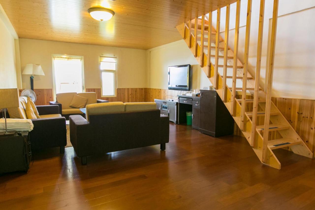 Apartamento Cingjing Brilliant Twins Of Seattle Renai Exterior foto