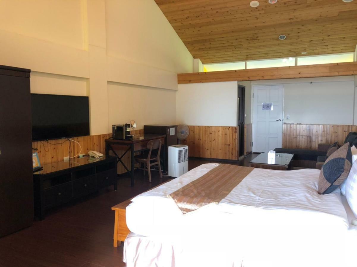 Apartamento Cingjing Brilliant Twins Of Seattle Renai Exterior foto